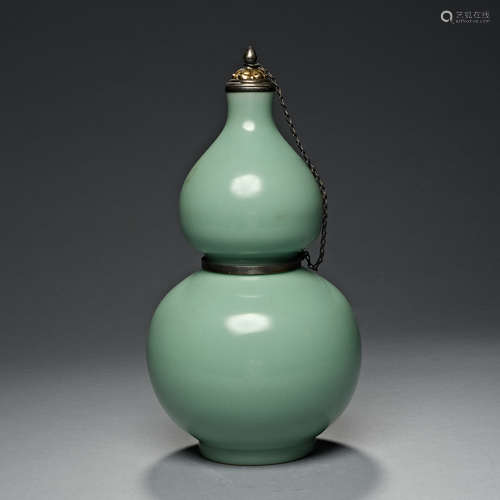 Song Dynasty, Ru Kiln, Gourd Bottle