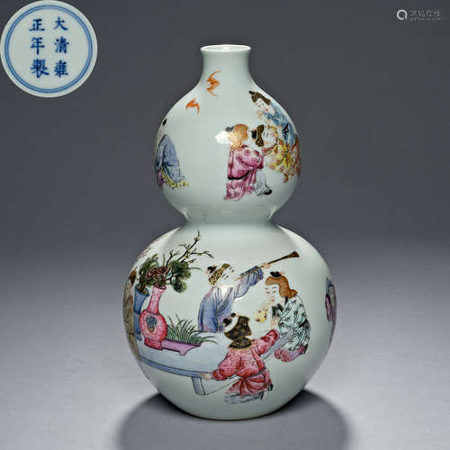 Qing Dynasty, Famille Rose, Gourd Bottle