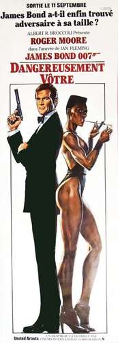 Grace Jones & Roger Moore James Bond Dangereusement Vôtr...