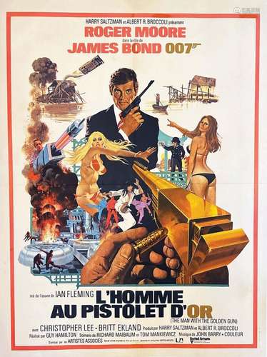 L'Homme au Pistolet d'Or Roger Moore James BondSaint  Martin...