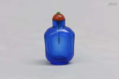 A CHINESE BLUE GLASS SNUFF BOTTLE. Qing Dynasty