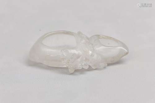 A CHINESE CARVED CRYSTAL 'DOUBLE PEACH' WASHER. Qing Dynasty