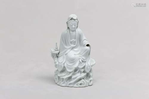 A CHINESE BLANC-DE-CHINE FIGURE OF GUANYIN. Qing Dynasty