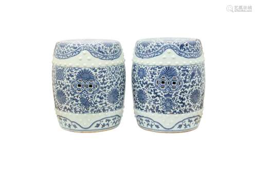 A PAIR OF CHINESE BLUE AND WHITE BARREL STOOLS. Qing Dynasty...