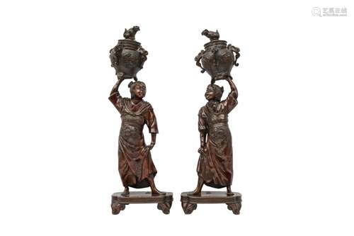 A PAIR OF JAPANESE BRONZE FIGURES OF KARAKO BY SHUMEI. Meiji...