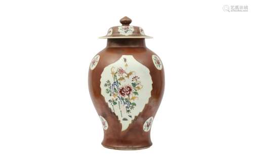 A CHINESE FAMILLE ROSE BROWN-GLAZED BALUSTER JAR AND COVER. ...