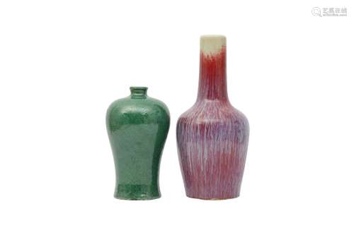 A CHINESE APPLE-GREEN MEIPING AND A FLAMBÉ MALLET VASE. The ...