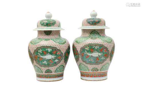 A PAIR OF CHINESE FAMILLE VERTE 'FISH' BALUSTER VASES AND CO...