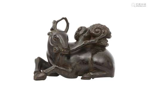 A CHINESE CARVED WOOD 'DEER' CARVING