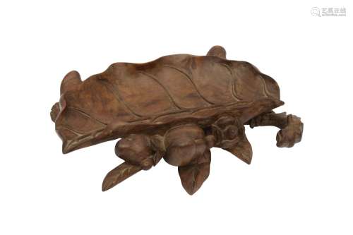 A CHINESE CARVED WOOD 'LEAF' TRAY. 19th / 20th Century. Carv...