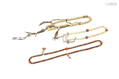 λ THREE TIBETAN NECKLACES