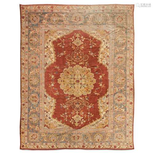 TAPIS OUSHAK, CIRCA 1880à fond rouge décor d'un médaillon pi...