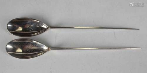 A near pair of George V Scottish silver spoons (cochlearia)