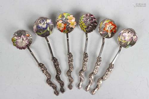 A set of six early 20th century Japanese silver teaspoons