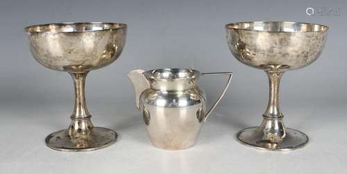 A pair of Edwardian silver goblets