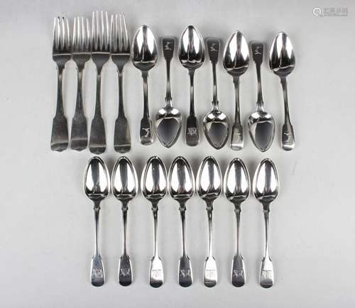 A set of seven George IV silver Fiddle pattern dessert spoon...