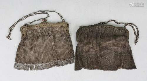 A George V silver mesh evening purse