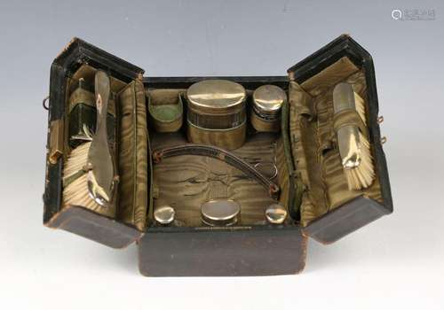 A George V leather travelling vanity case