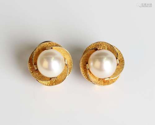 A pair of gold and cultured pearl earclips