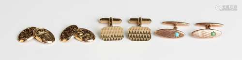 A pair of Edwardian 9ct gold and turquoise cufflinks with ov...