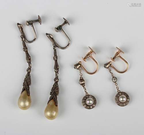 A pair of gold and silver set