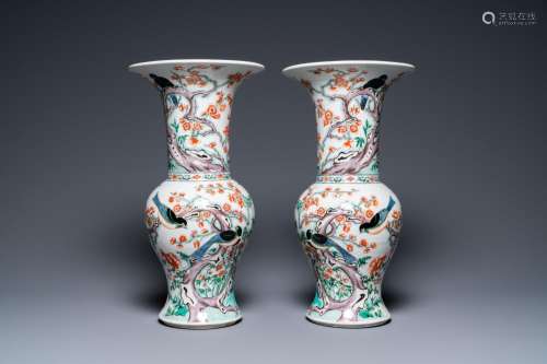A pair of Chinese famille verte 'yenyen' vases with magpies ...