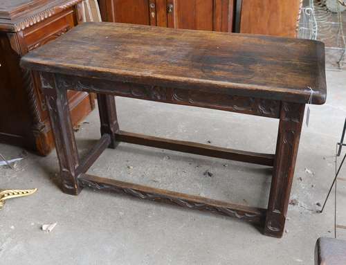 A 17th century style rectangular Gothic oak New England tabl...