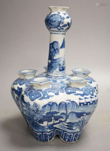 A 19th century Chinese blue and white tulip vase, painted wi...