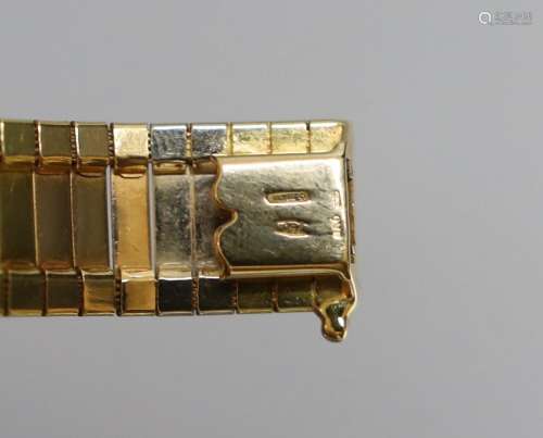 A modern Italian three colour 18ct gold bracelet, 19cm,29.3 ...