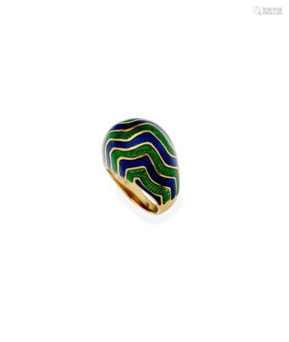A GOLD AND ENAMEL RING