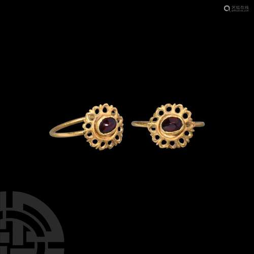 Roman Gold Ring with Garnet