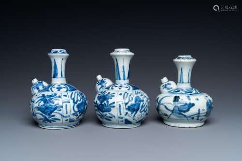 Three Chinese blue and white kendi, Wanli