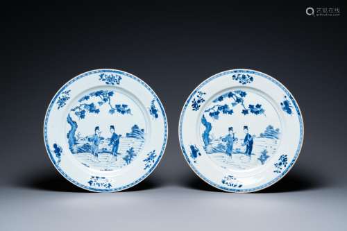 A pair of Chinese blue and white dishes with two immortals, ...