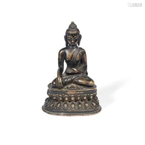 A SMALL BRONZE FIGURE OF BUDDHA Tibet, 16th/17th century