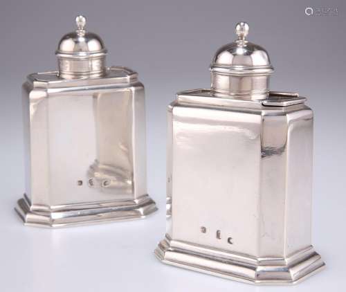 A FINE PAIR OF GEORGE I SILVER CADDIES