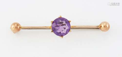 AN AMETHYST BAR BROOCH