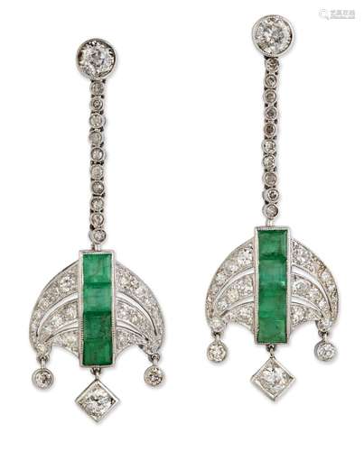 A PAIR OF EMERALD AND DIAMOND PENDANT EARRINGS