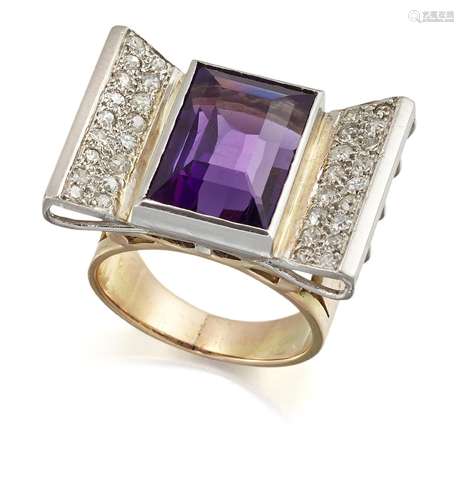 AN AMETHYST AND DIAMOND CLUSTER RING