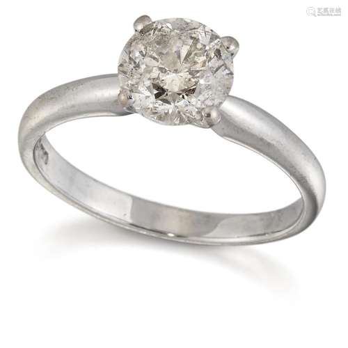 AN 18 CARAT WHITE GOLD SOLITAIRE DIAMOND RING