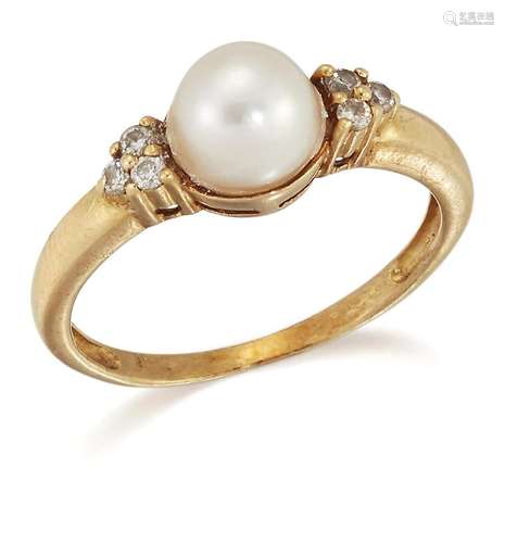 A CULTURED PEARL AND DIAMOND RING