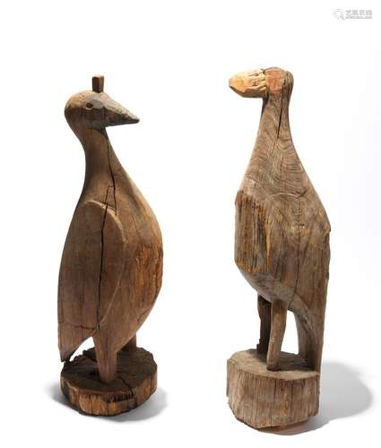 ﻿Deux oiseaux<br />
Vietnam, culture Jaraï<br />
Bois de Tae...