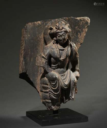 ﻿ Bodhisattva assis<br />
Art du Gandhara ca 3°-5° siècles<b...