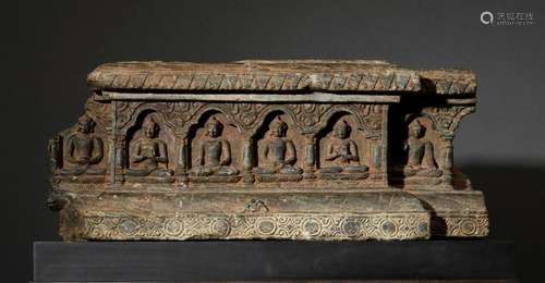 ﻿Frise de six Buddhas<br />
Inde du nord est, dynastie Pala,...