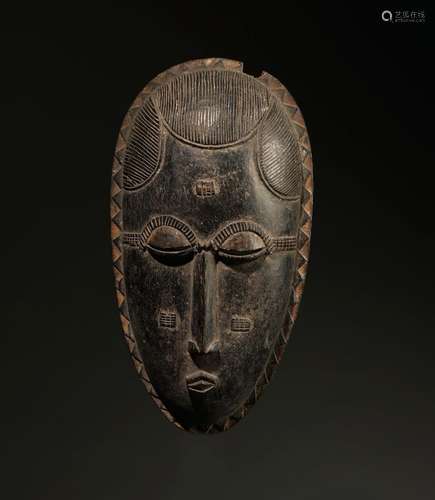 ﻿Masque Baoulé / Yaoure<br />
Côte d’Ivoire<br />
Bois. H. 2...