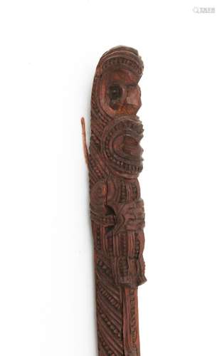 ﻿Canne Maori sculptée de deux Tikis<br />
Nouvelle-Zélande<b...