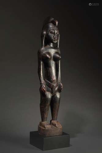 ﻿Statuette Senufo<br />
Côte d’Ivoire<br />
Bois. H. 58 cm<b...