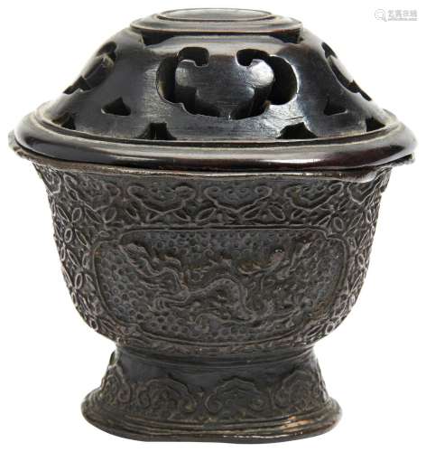 BRONZE LIBATION CUP WITH HARDWOOD COVER MING DYNASTY, 16TH /...