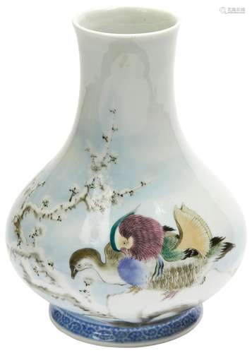 JAPANESE PORCELAIN VASE  BY TOMINAGA GENROKU (1859-1920) the...