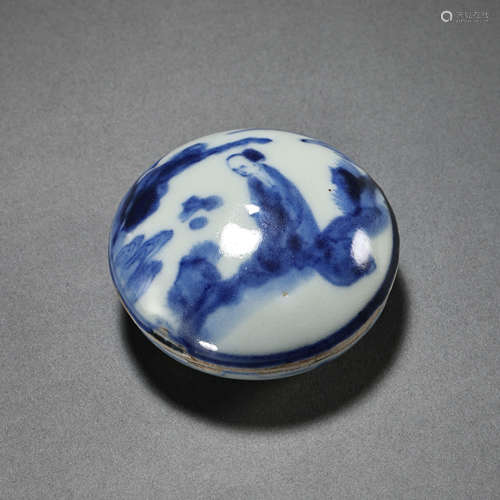 CHINESE QING DYNASTY BLUE AND WHITE LID BOX