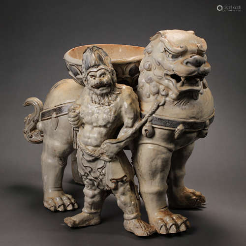 CHINESE SUI DYNASTY XIANGZHOU WARE HUREN TRAINING LION CANDL...